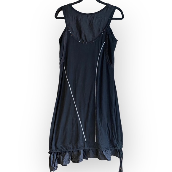 Vintage Black Asymmetrical Sleeveless Dress with Graphic Detail Size Medium - Picture 2 of 10